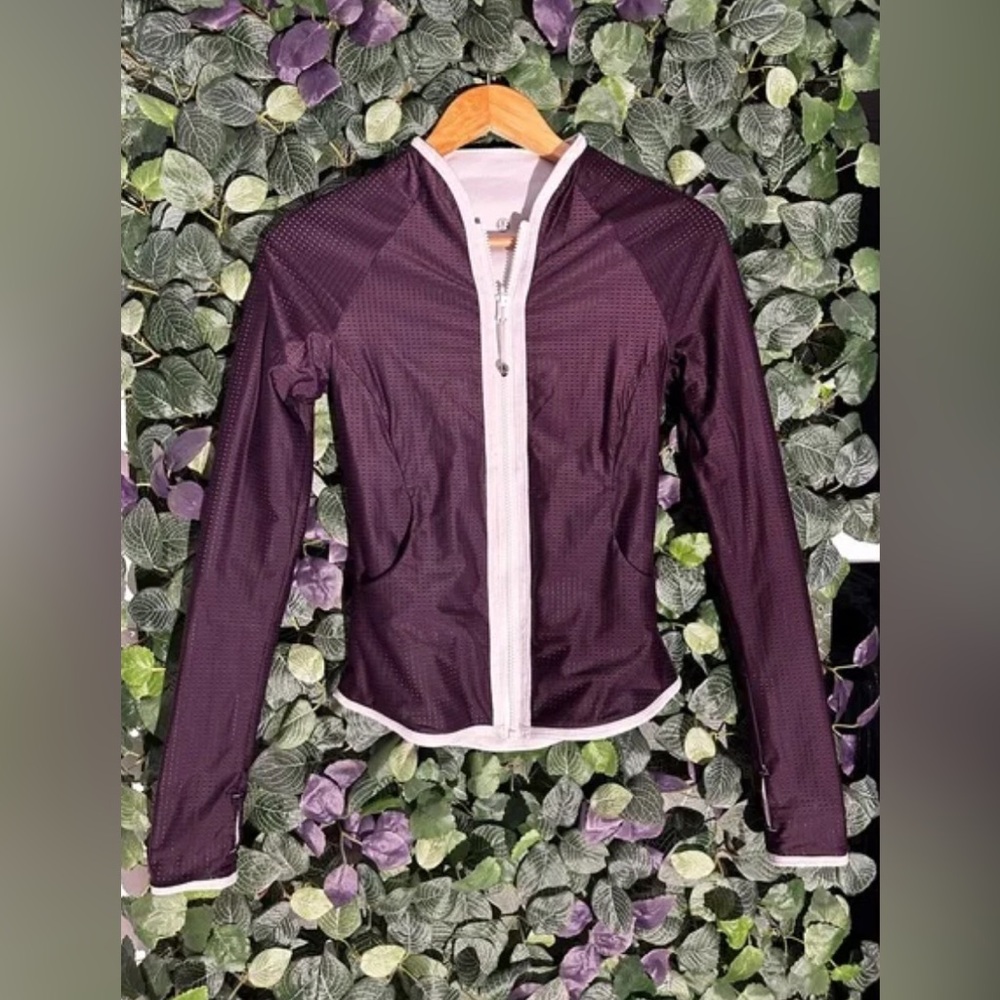Lululemon Find Your Bliss Jacket - Picture 3 of 6